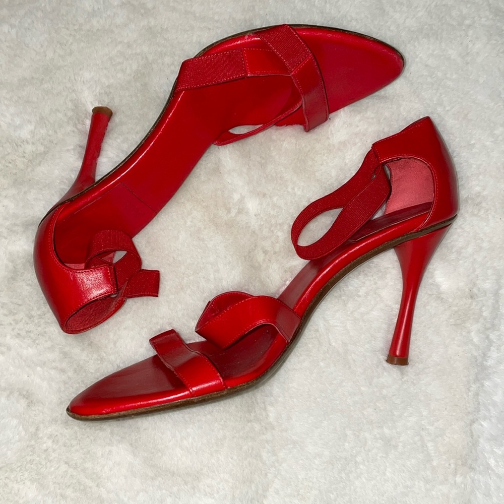 Red Heels - image 2